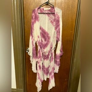 Jen’s Pirate Booty Maleah Kimono Pink and white Tie Dye Size M/L